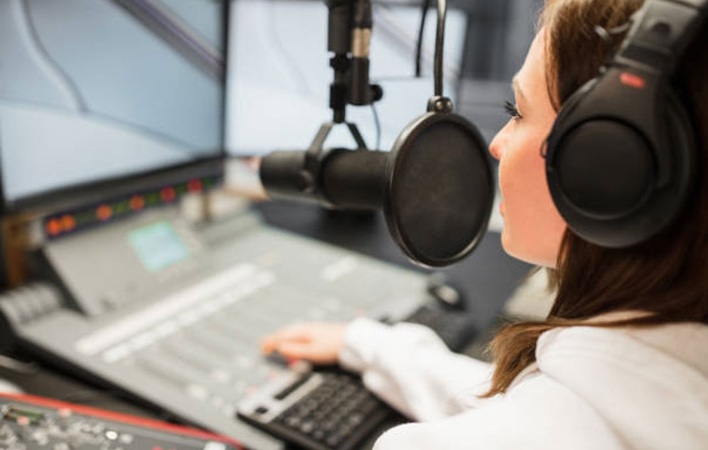 Advantages of Radio Jockey Radio Jockey